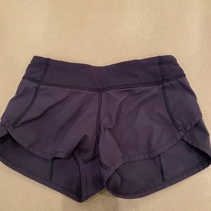 Navy speedy shorts size 7 2.5